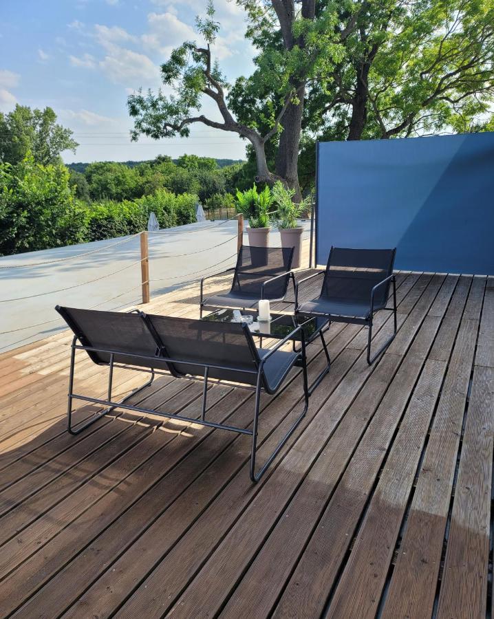 Apartmany Miromar Podivin Exterior photo